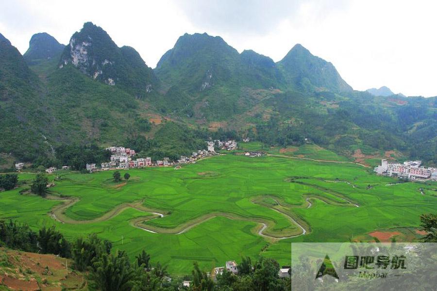 下                  广西河池巴马瑶族自治县208省道巴马盘阳河景区