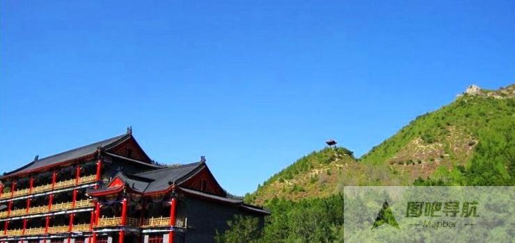 朝阳市双塔区始建于1984年,地处中心城区,辖区总面积499.5平方公里,总人口37.6万人,其中农业人口9.6万人。辖4个乡(镇)、10个街道办事处,54个社区,49个行政村,是朝阳市政治、经济和文化中心。双塔区历史悠久,自西汉起就设置了郡县,前燕、后燕、北燕曾在此建都近百年。双塔区文物景观众多,历史底蕴深厚,有唐代北塔、辽代南塔、佑顺寺以及关岳庙、狼山古碑等古文化遗址。辖区内有国家级森林公园凤凰山,著名旅游风景区桃花山。近年来,城区建设突飞猛进,拥有现代化商贸生活区,环境优美的大凌河沿河风景区、桃花山