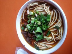 星空体育：这届餐饮人连“猪草”都不放过