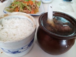一鸣瓦罐煨汤馆