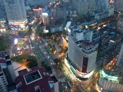 上海世贸中心大厦旋转餐厅图片11